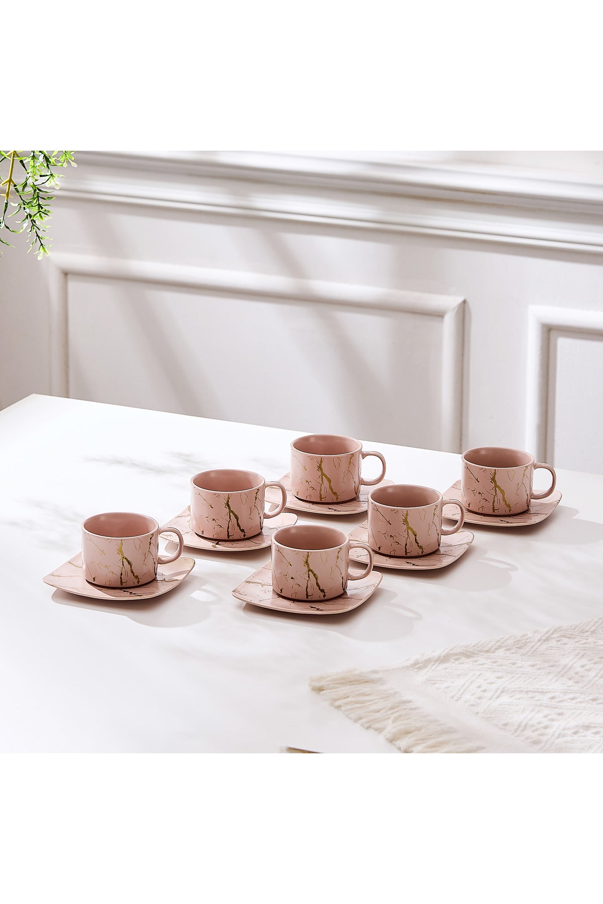 Set de 6 cești cu 6 farfurioare, 180 ml - Roz pal marmorat