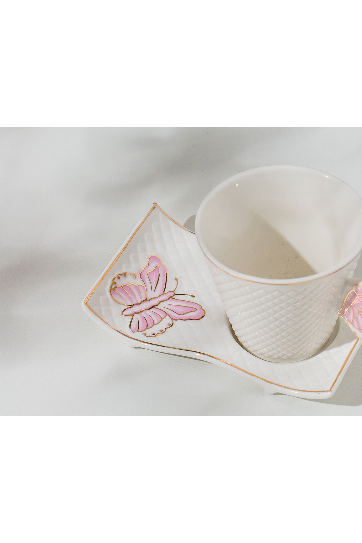 Set 6 Cești de cafea cu 6 farfurii ondulate, 180 ml, Porțelan – Model Fluture - Roz
