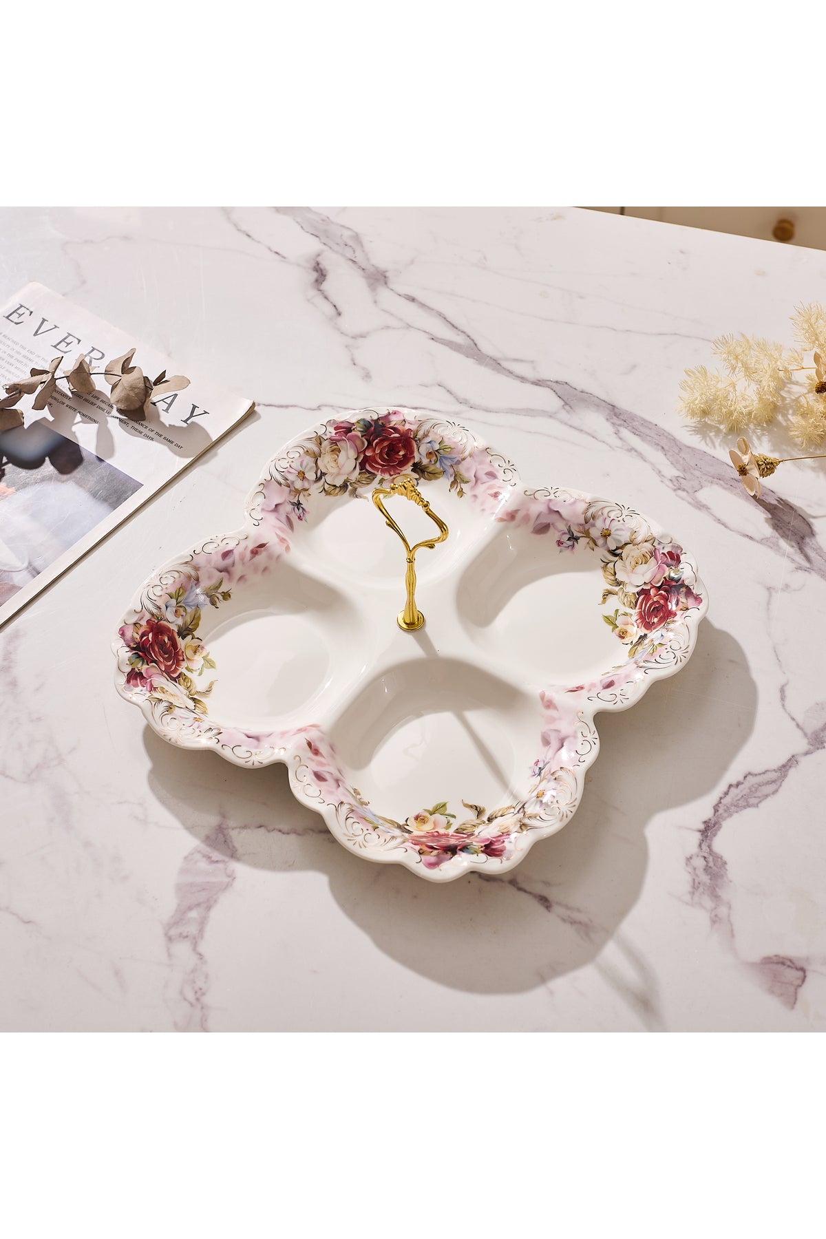 Platou compartimentat 4 secțiuni porțelan model floral vintage, mâner auriu