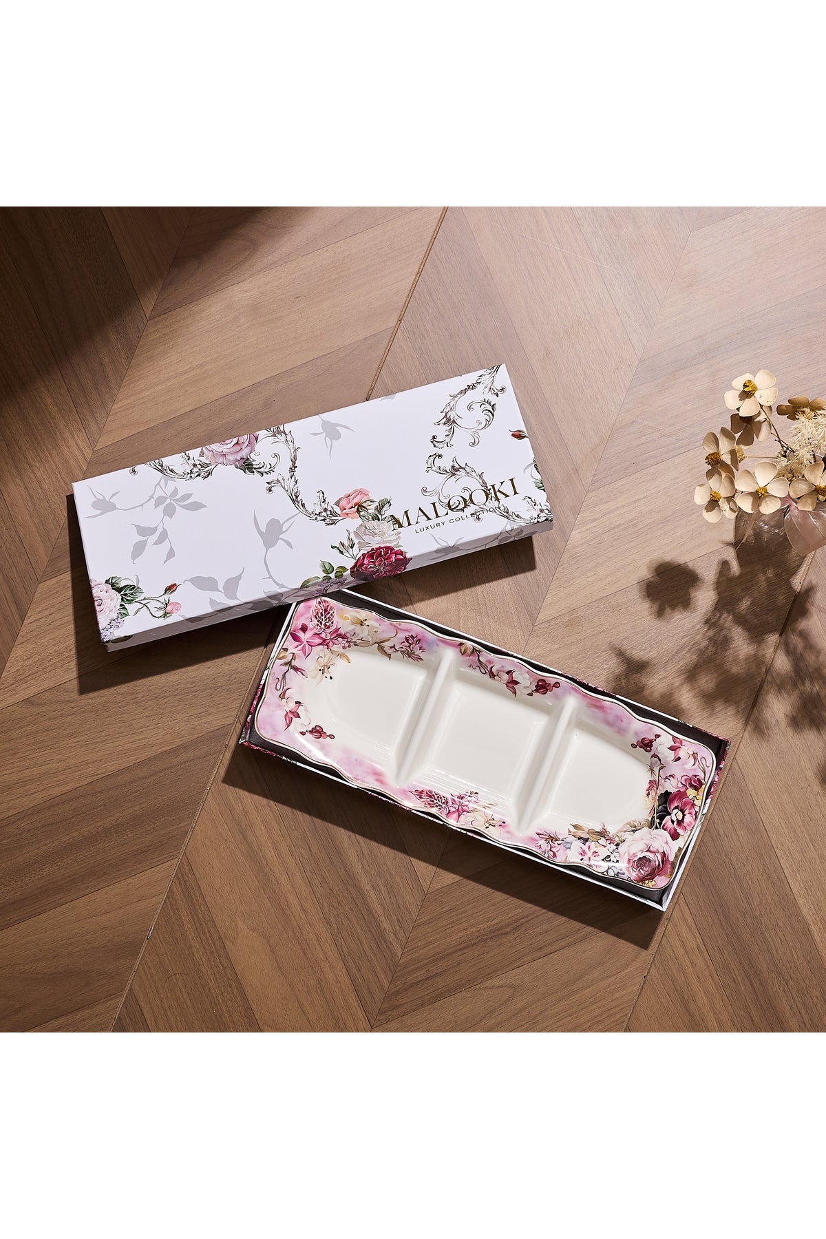 Platou compartimentat 3 secțiuni porțelan model floral vintage, 27 x 14.5 cm