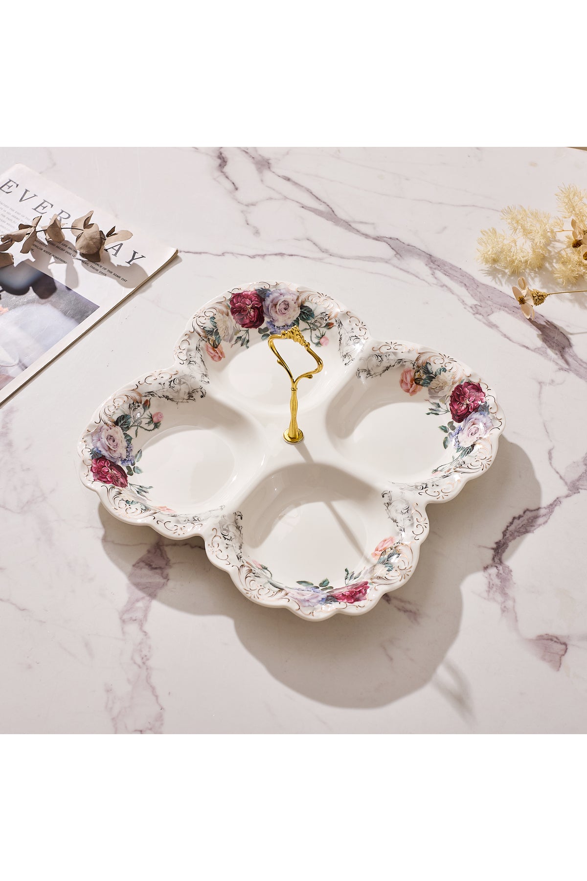 Platou compartimentat 4 secțiuni porțelan model floral vintage, mâner auriu