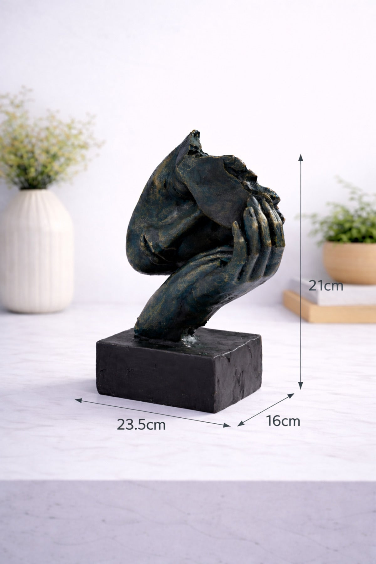 Statuetă Decorativă „Silent Embrace”, negru – 23.5
