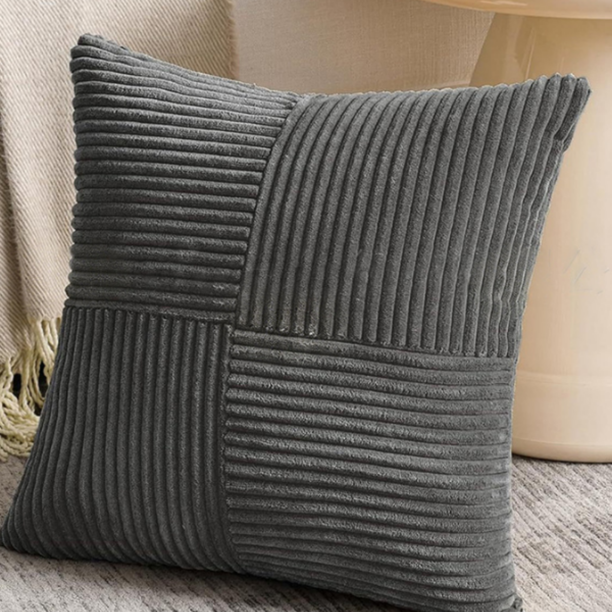 Set 2 Fete de Perna Decorative Gri Antracit, Model Corduroy cu Textura Premium, 45x45 cm