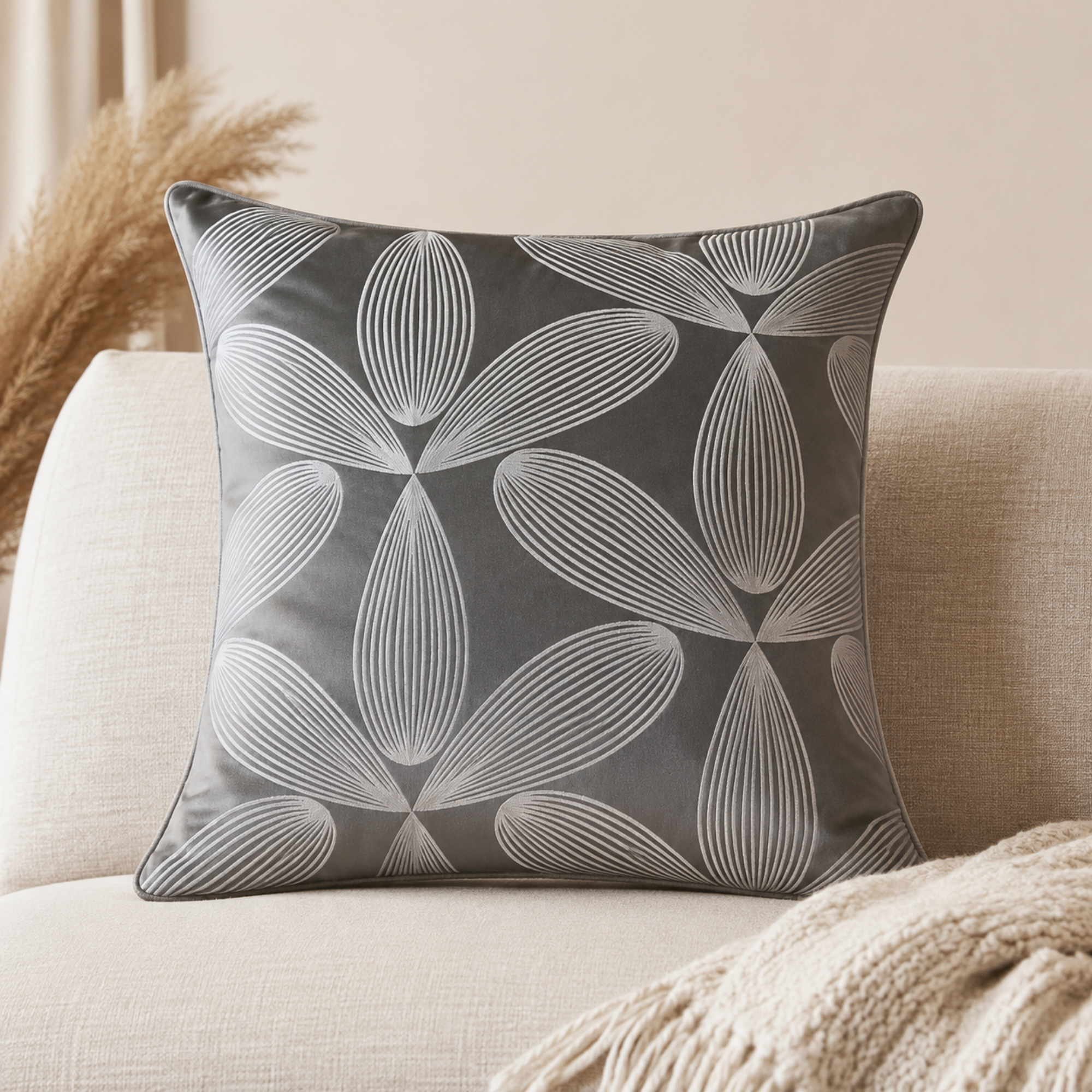 Fata Perna Decorativa 45x45 cm Premium – Model Geometric Modern, Material Satinat